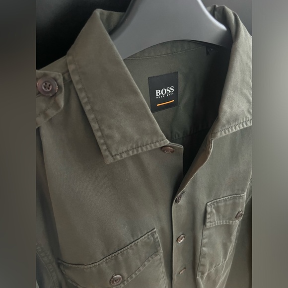 Hugo Boss Men's Military Green Combat Shirt (Large) - Picture 8 of 16